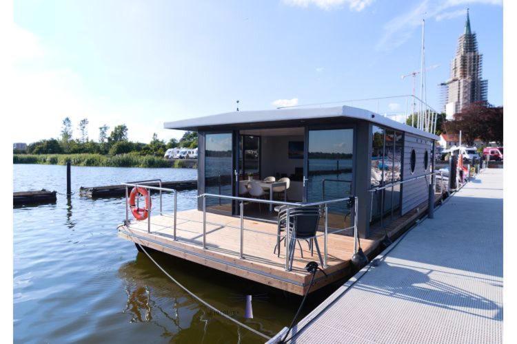 فندق Hausboot Fjord Aries Mit Dachterrasse In شلسفيغ المظهر الخارجي الصورة